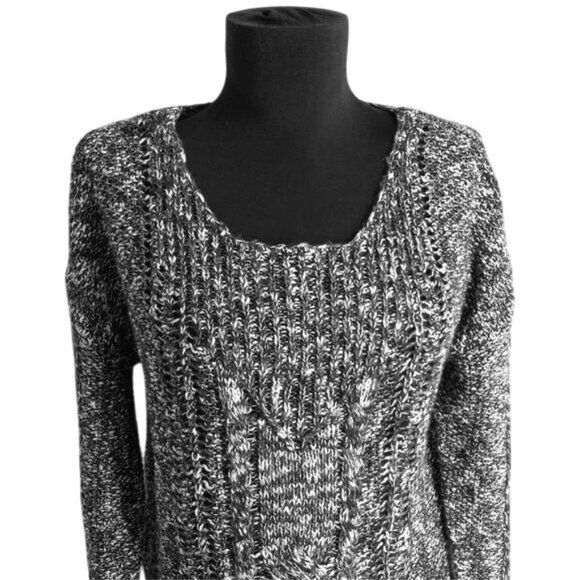 Mudd Size M Juniors Sweater Black White Marbled Knit Hi-Lo Open Weave - Picture 2 of 11